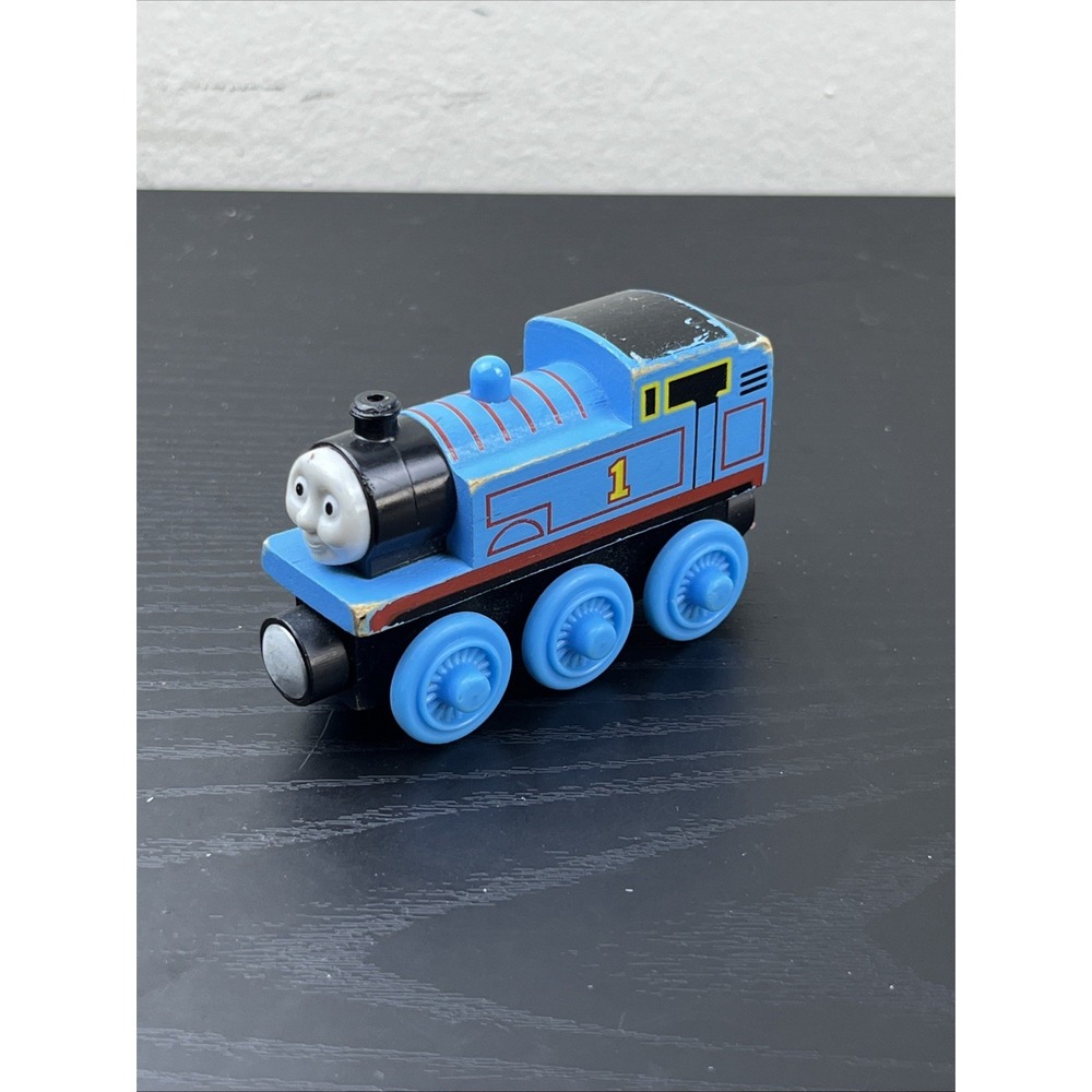 Thomas & Friends Talking Thomas Wooden Railway Blue Train Lights Up Electronic